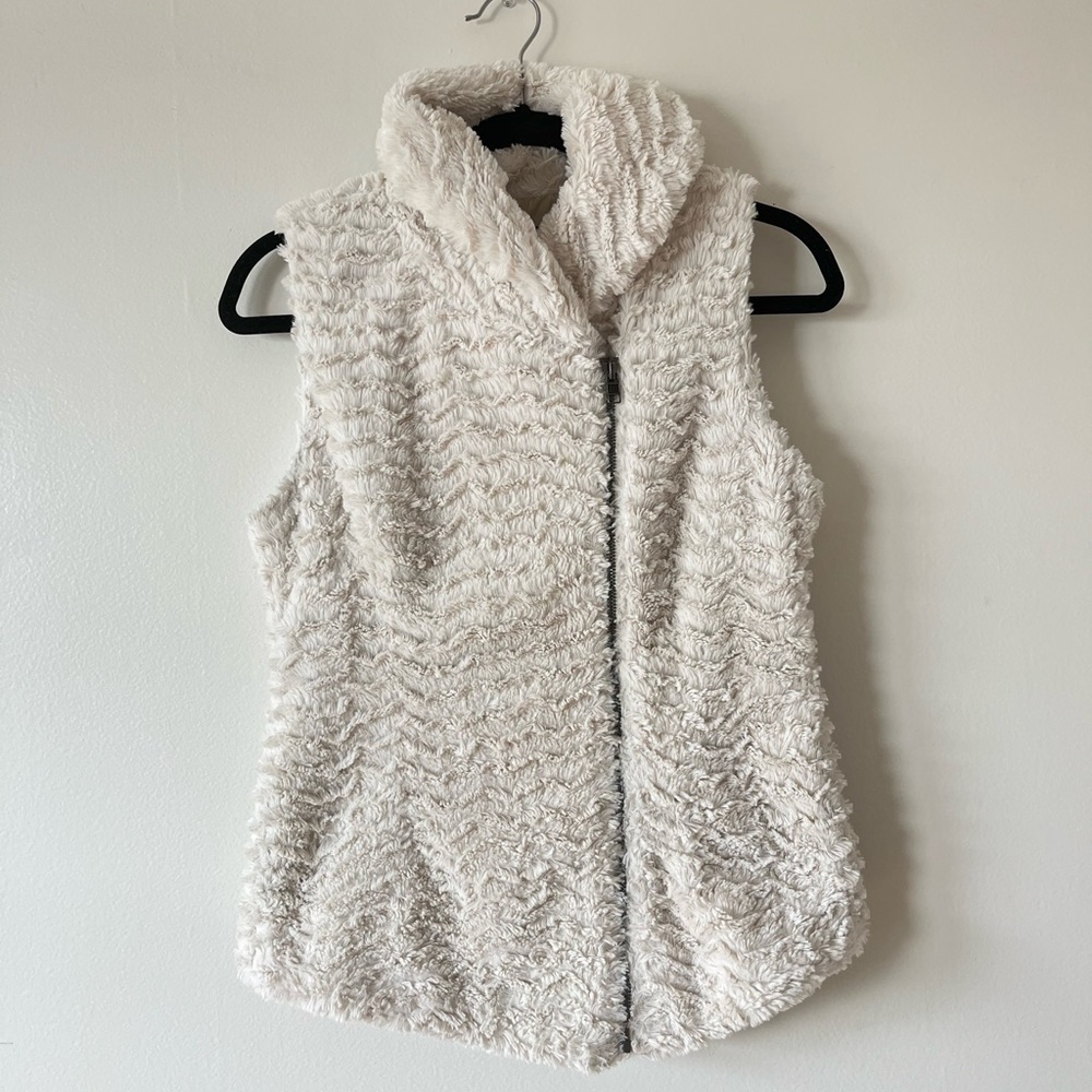 Patagonia faux fur fleece vest, size XS